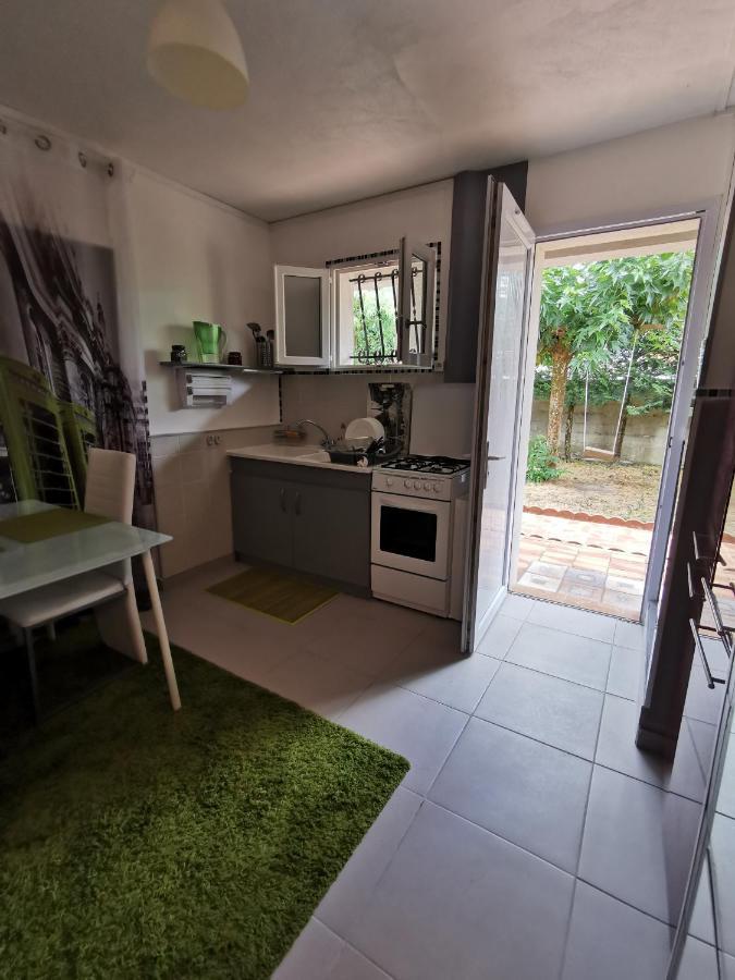 Petite Maisonnette De Plein Pied Le Taillan-Médoc Exterior photo